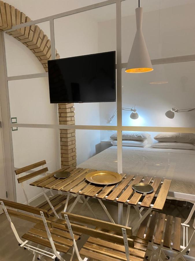 Il Giardino D'Ulisse Bed & Breakfast Reggio di Calabria Dış mekan fotoğraf